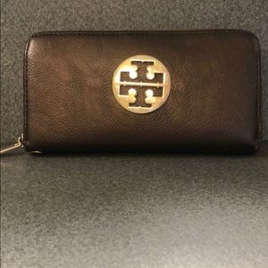 Tory Burch wallet